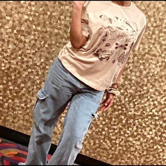 𝚂𝚑𝚘𝚛𝚝 𝚂𝚕𝚎𝚎𝚟𝚎 𝙶𝚛𝚊𝚙𝚑𝚒𝚌 𝚃-𝚂𝚑𝚒𝚛𝚝 - Picture 4 of 4